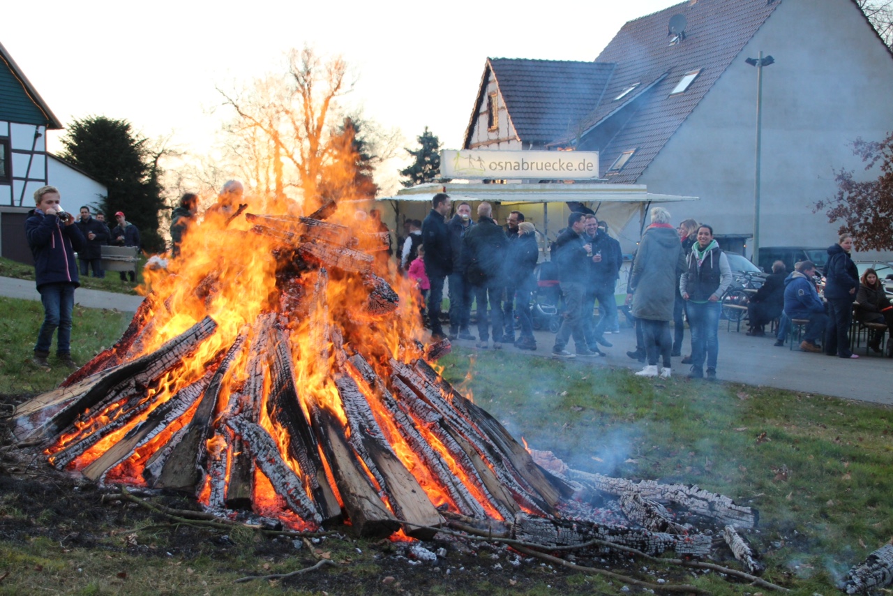 Osterfeuer auf Hof Spiegelburg am 21.04.2019 OsnaBRÜCKE